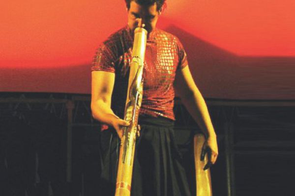 didgeridoo-web9AA7ABCA-E20B-09A0-E48E-E3DBAFE5F7E1.jpg